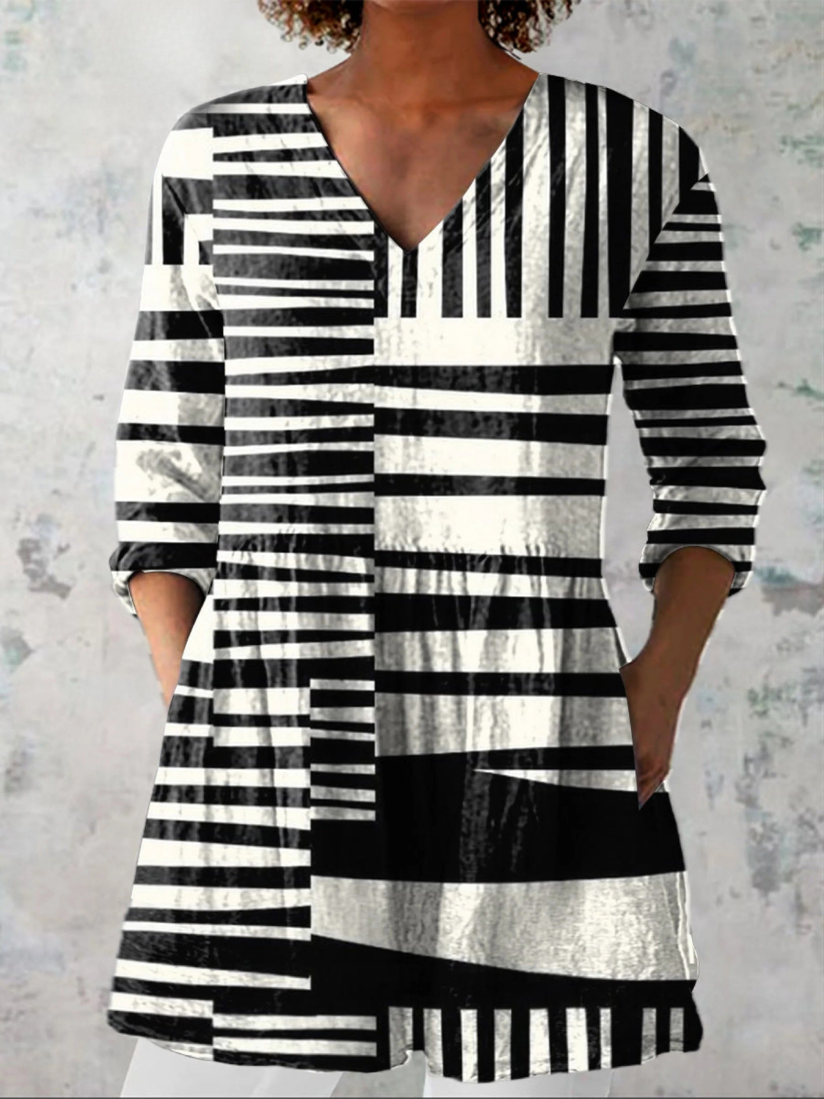 QIE | CAMICIA LUNGA CON FANTASIA D'IMPATTO