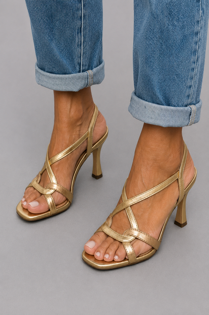 ELEANOR | SANDALI ESTIVI DORATI PER UN TOCCO DI MAGIA